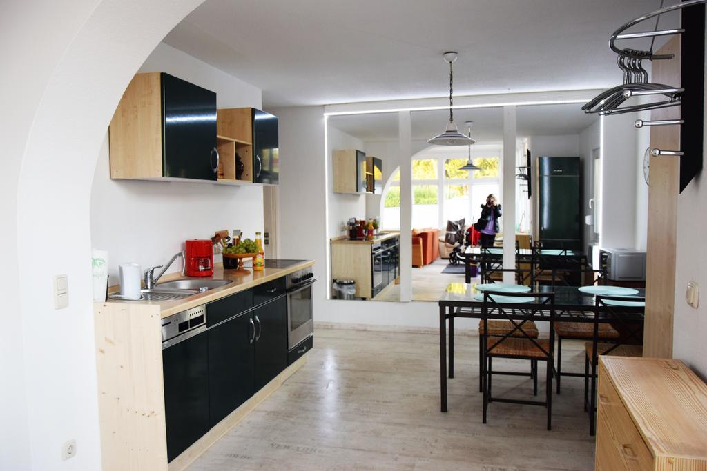 Urlaub Im Wintergarten Rostock-Lichtenhagen-Dorf Apartment Bagian luar foto